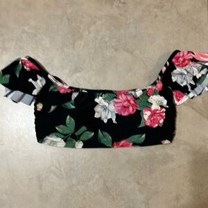 Vince Camuto swim top